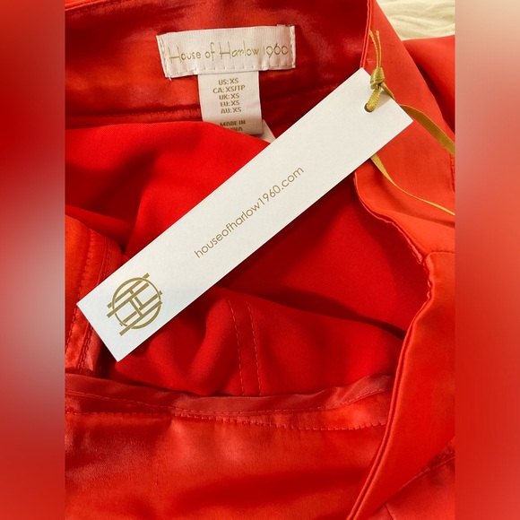 House of Harlow 1960 Dresses & Skirts - HOUSE OF HARLOW CARGO SKIRT